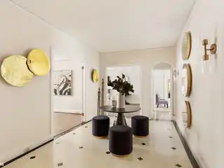 Elegant Park Avenue Pre-War 8-Room Estate