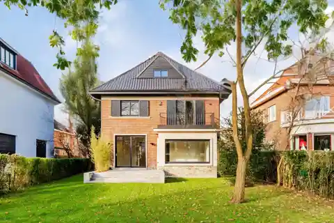 Completely and Tastefully Renovated Circa 1953 Villa