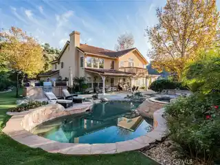 Luxury Executive Home in Coveted Stonegate
