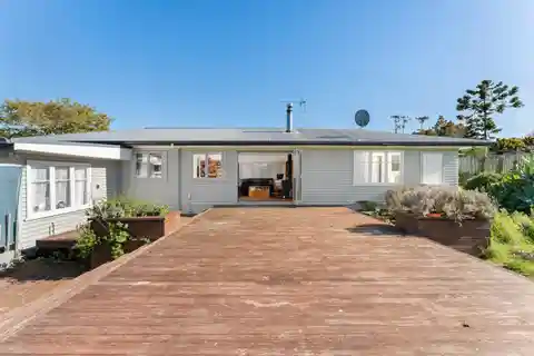 Sunlit Oasis on over an Acre