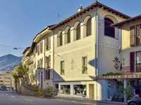 TYPICAL HISTORIC PATRICIAN BUILDING NEAR LAKE MAGGIORE