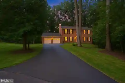 Great Falls Colonial with Private Cul-De-Sac Retreat