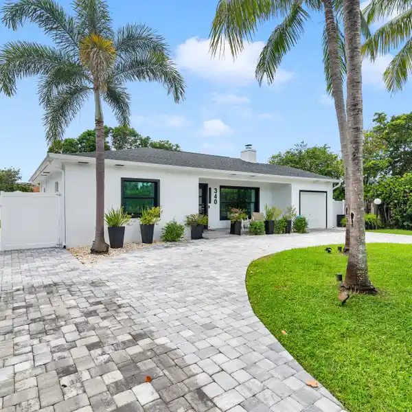 BEAUTIFULLY RENOVATED ONE-STORY RESIDENCE