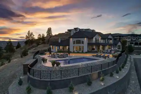 Vineyard Hillside Haven