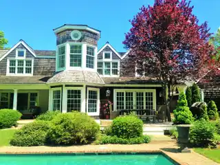 Shingled Hamptons Escape on Nearly Five Acres