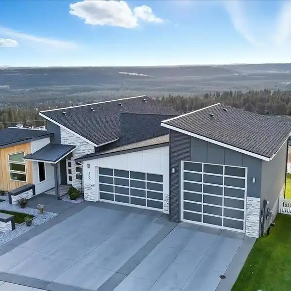 MODERN ELEGANCE WITH UNMATCHED SOUTHWEST VIEWS