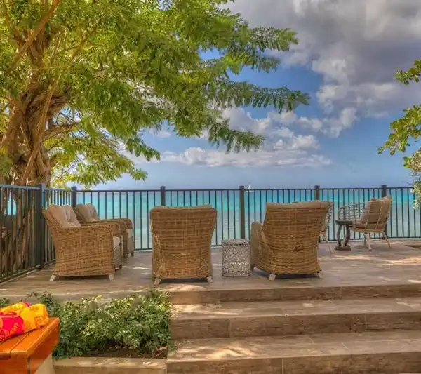 BEACHFRONT ST JAMES VILLA