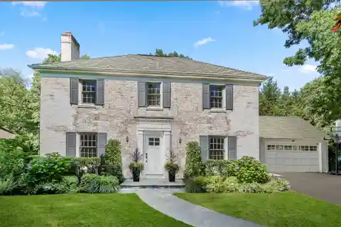 Stunning Colonial Situated on a Tranquil Cul-De-Sac