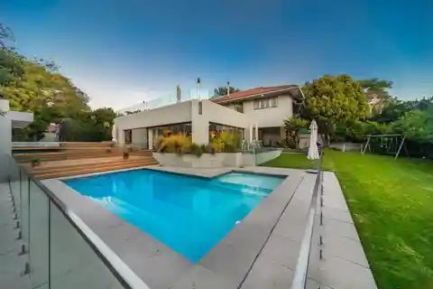 Modern Elegance Meets Ultimate Comfort and Style
