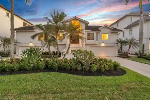 Stunning and Spacious Pool Home with Gulf Access