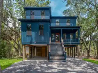 New Contemporary Beach House