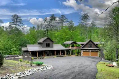 Refined Waterfront Living in Tranquil Blue Ridge