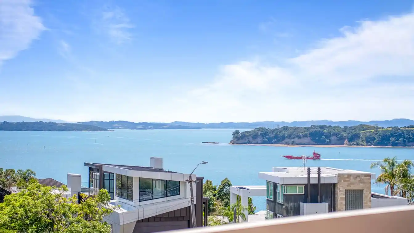 Expansive Home with Breathtaking Sea Views