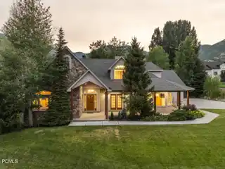 Charming Home in a Serene Mountain Setting