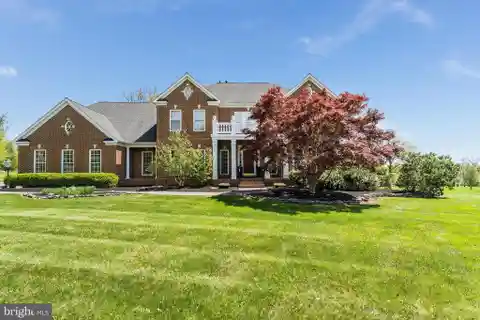 Luxurious Crystal Glenn Home with Resort Backyard