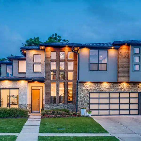CONTEMPORARY HOME IN PRESTIGIOUS PRESTON HOLLOW