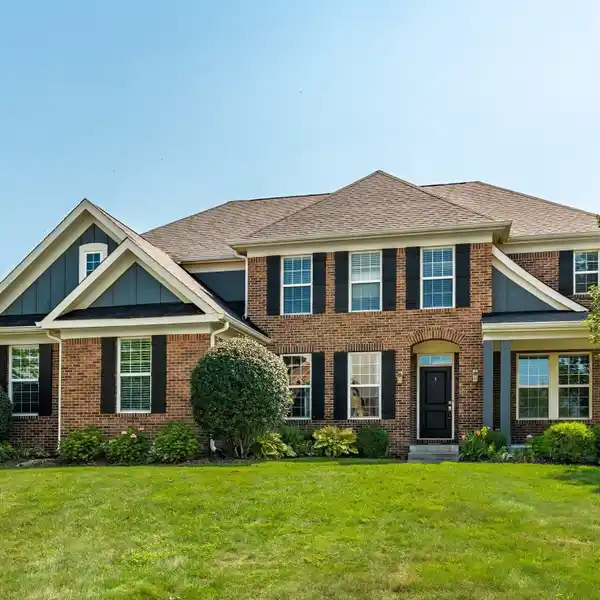 BEAUTIFUL HOME IN OVERBROOK FARMS