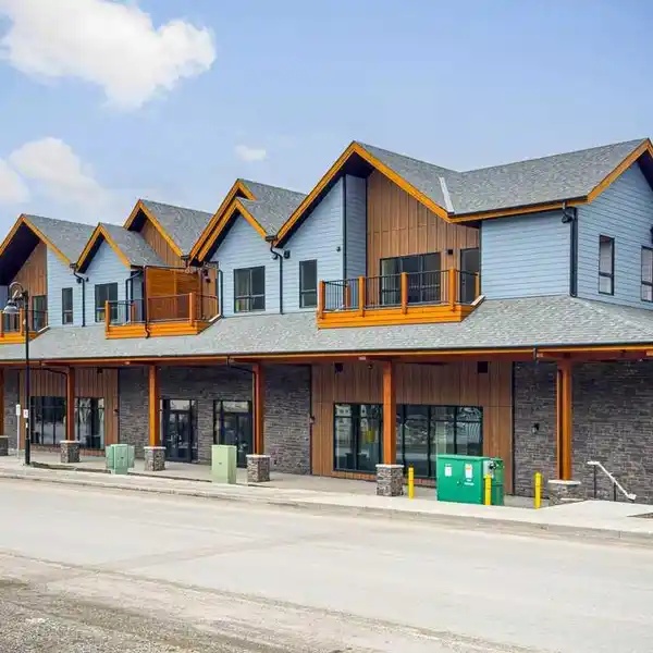 MOUNTAIN ESCAPE IN A NEW RESORT