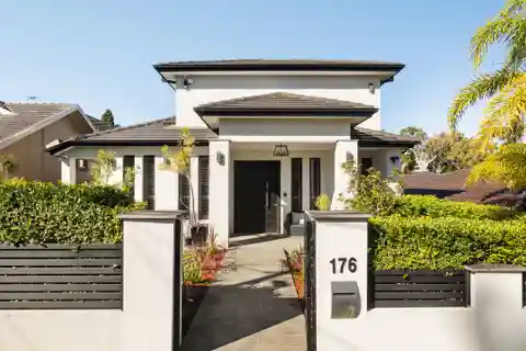 Space and Comfort with Outstanding Potential