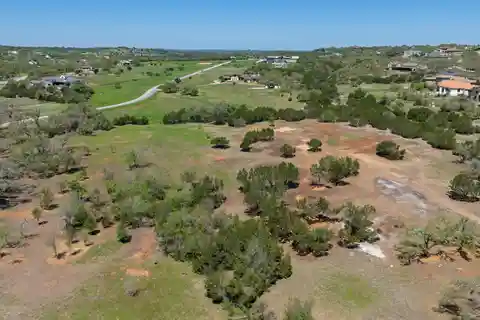 Remarkable 5 Acre Property