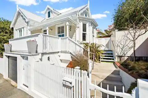 Elegant Freehold Villa in Prime Grammar Zone