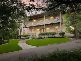 Private Light-Filled Retreat