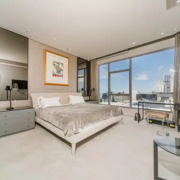 WORLD-CLASS LUXURY ABOVE THE SANDTON SKYLINE