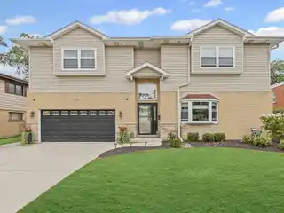 Move-In Ready Elmhurst Gem with Outdoor Living
