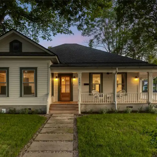 BEAUTIFUL BLEND OF HISTORY AND MODERN LUXURY