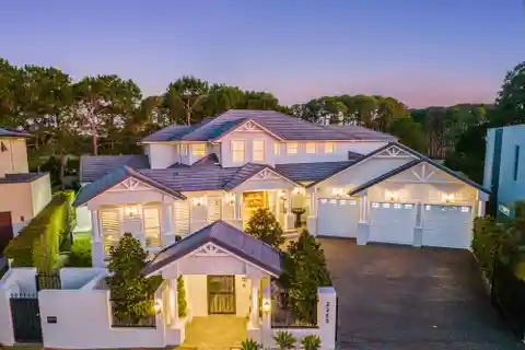 Hamptons-inspired Sanctuary in Sanctuary Cove