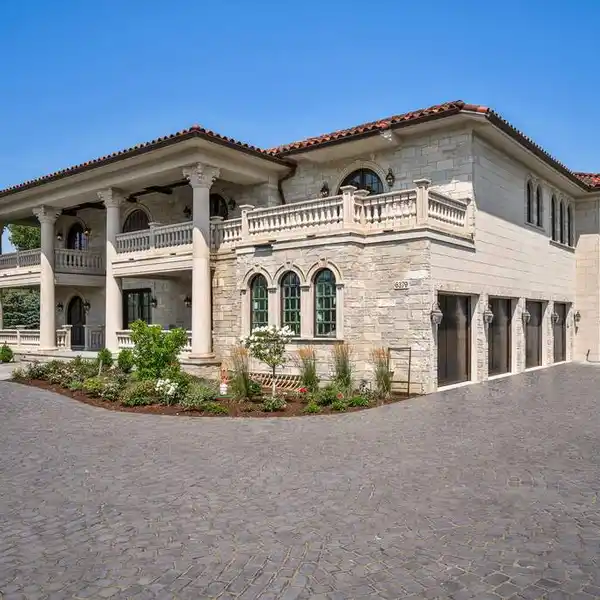 EXTRAORDINARY NEW CONSTRUCTION ALONG MILLIONAIRE'S ROW