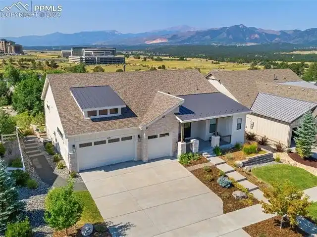 Expertly Crafted Ranch-style Home