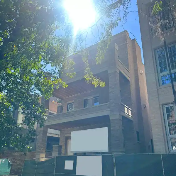 NEWLY CONSTRUCTED LUXURY CONDO