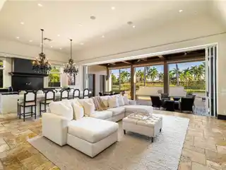 Dream Beach and Waterfront Retreat