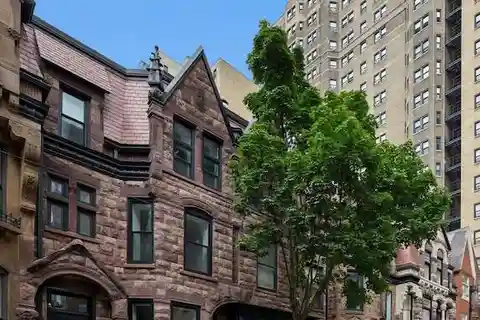 Historic Gold Coast Brownstone