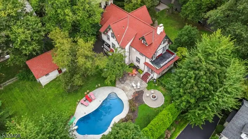 Majestic Colonial in Old Short Hills