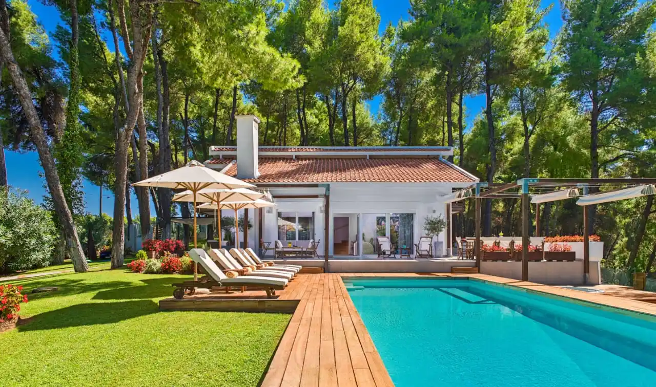 Renovated Modern Villa