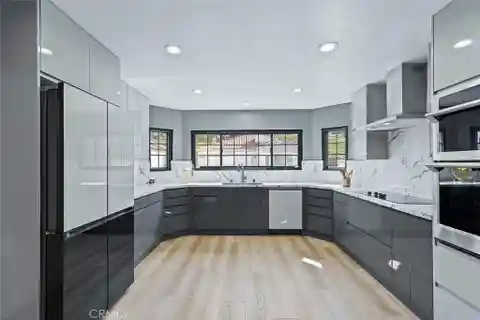 Beautiful Home in the Coveted Casta Del Sol