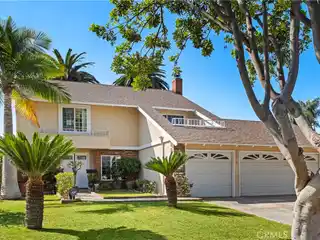 Grand Family Home with Downstairs Bedroom Suite