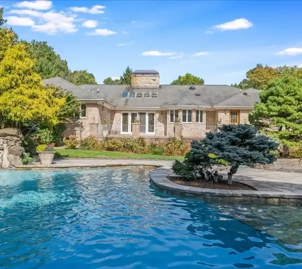 SPECIAL COUNTRY ESTATE