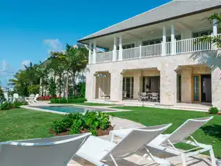 Luxury Ground Floor Turn-key Coral Cottage
