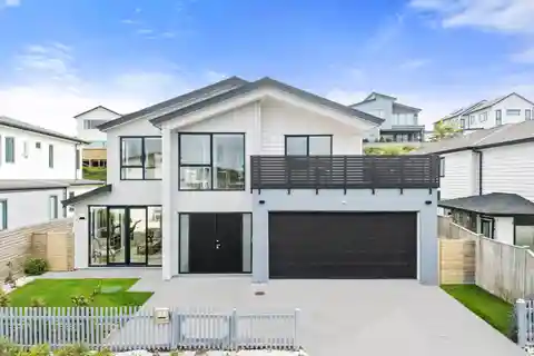 Luxury Coastal Haven Steps from Long Bay Beach