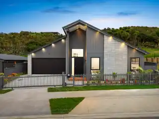 Sophisticated Home with Designer Kitchen and Sun-Drenched Deck