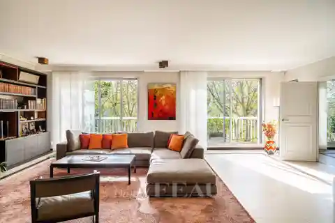 Immaculate Duplex Apartment