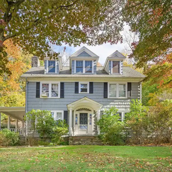 CLASSIC COLONIAL CHARM WITH ENDLESS POTENTIAL