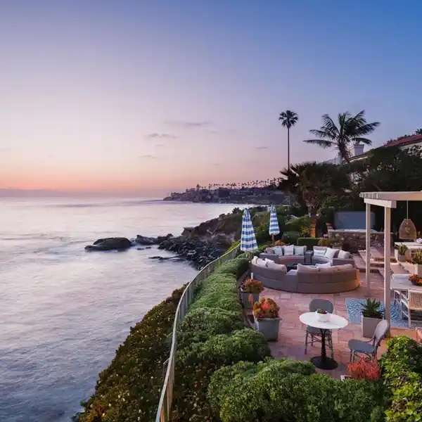 THE HOUSE AT BIRD ROCK