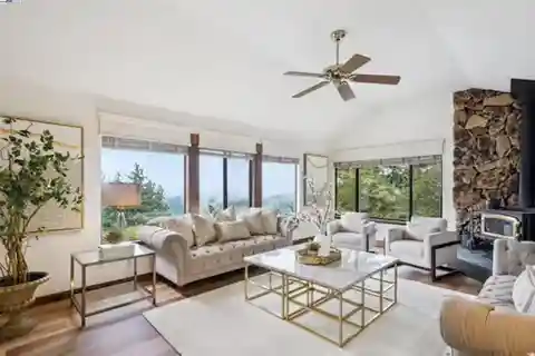 Beautifully Updated Home with Breathtaking Mountain Views