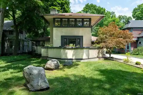 Frank Lloyd Wright Architectural Treasure