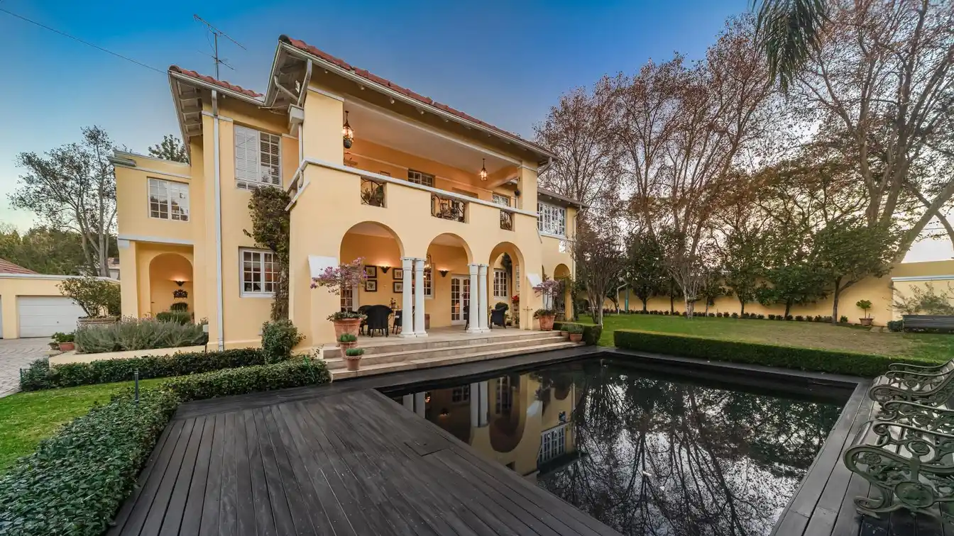 Glamorous Vintage-contemporary Home in Houghton Estate