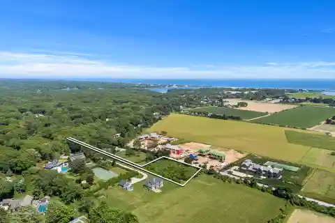 Over One Acre Abutting Agriculture Reserve